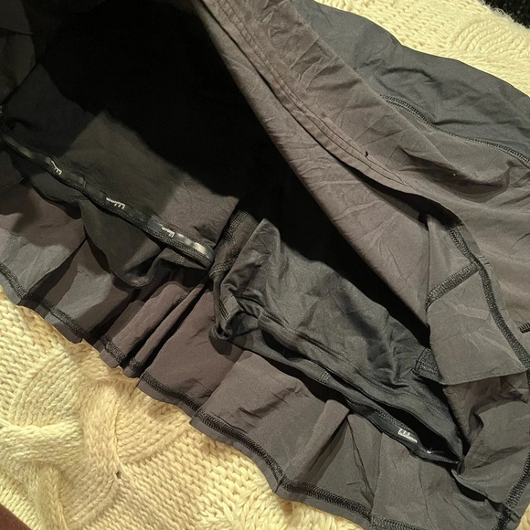 Lululemon Run Pace Setter Skirt 10 - Picture 6 of 8